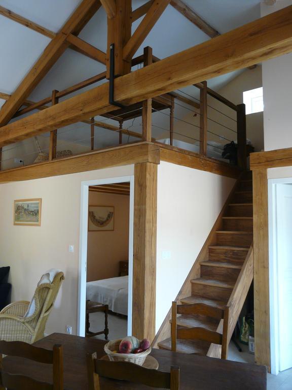 Gîte Des Vergnes Esse Extérieur photo